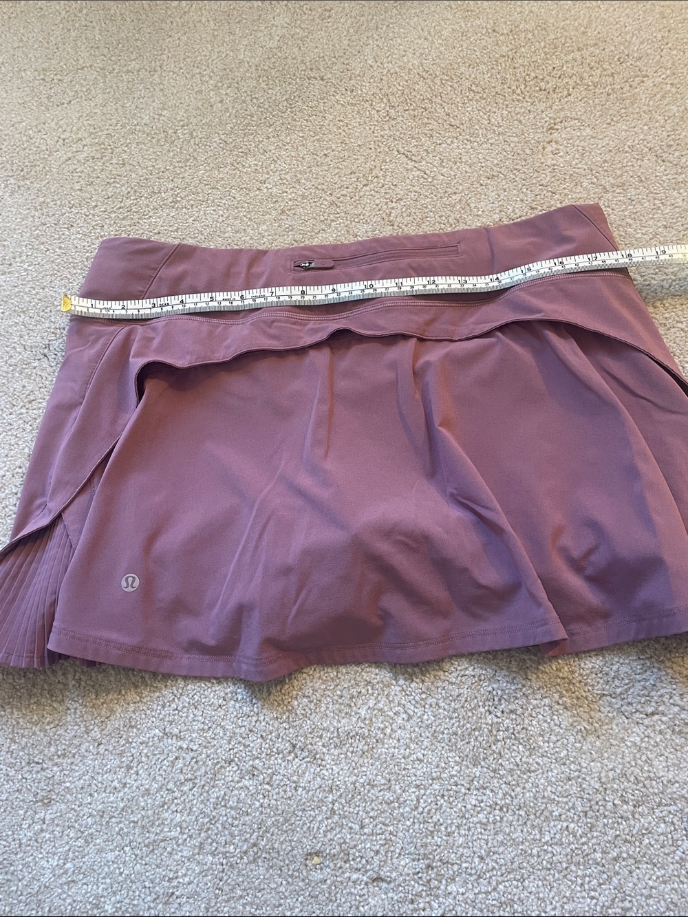 Play off the Pleats Lulu skirt - Picture 3 of 4